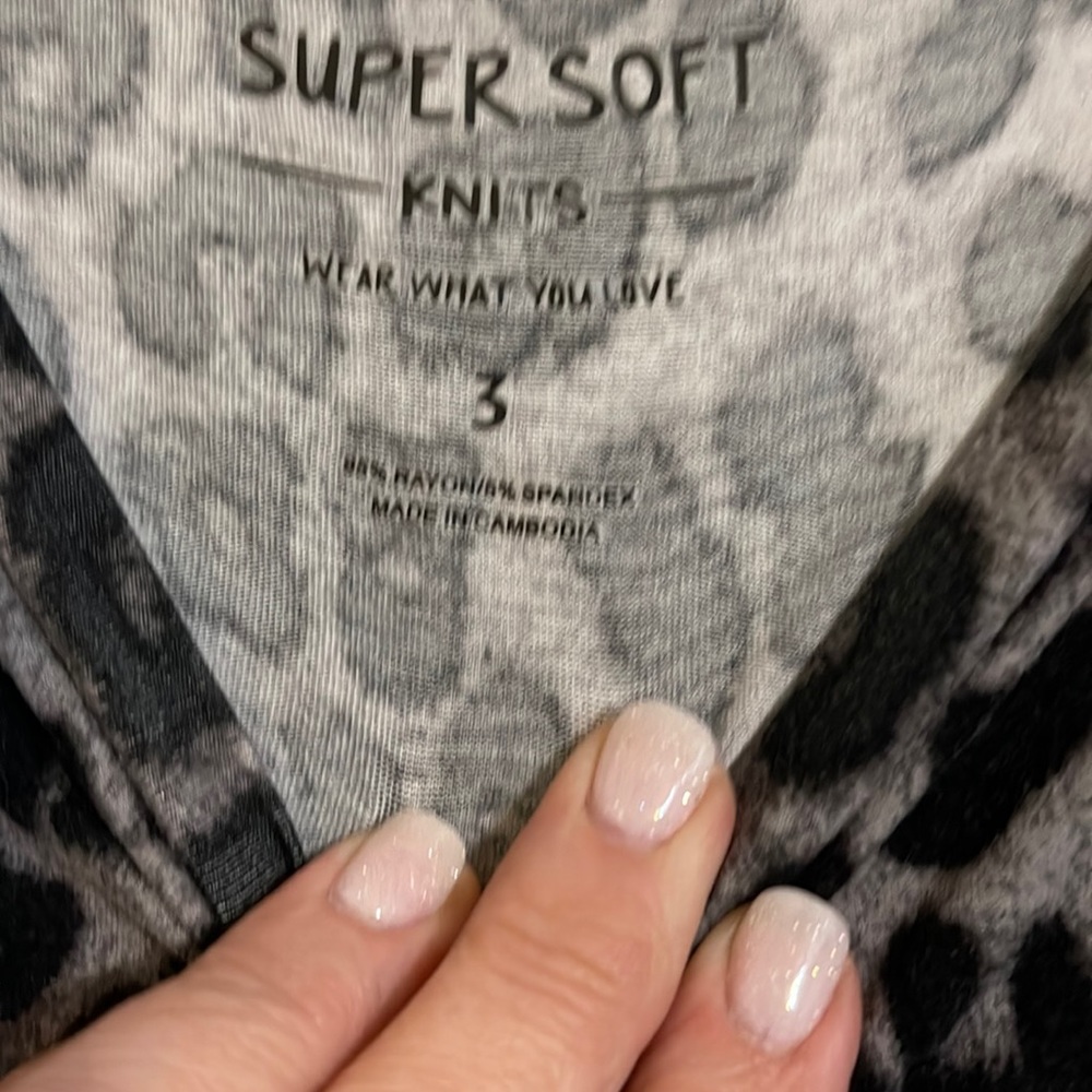 Stretch Tee - Picture 3 of 4